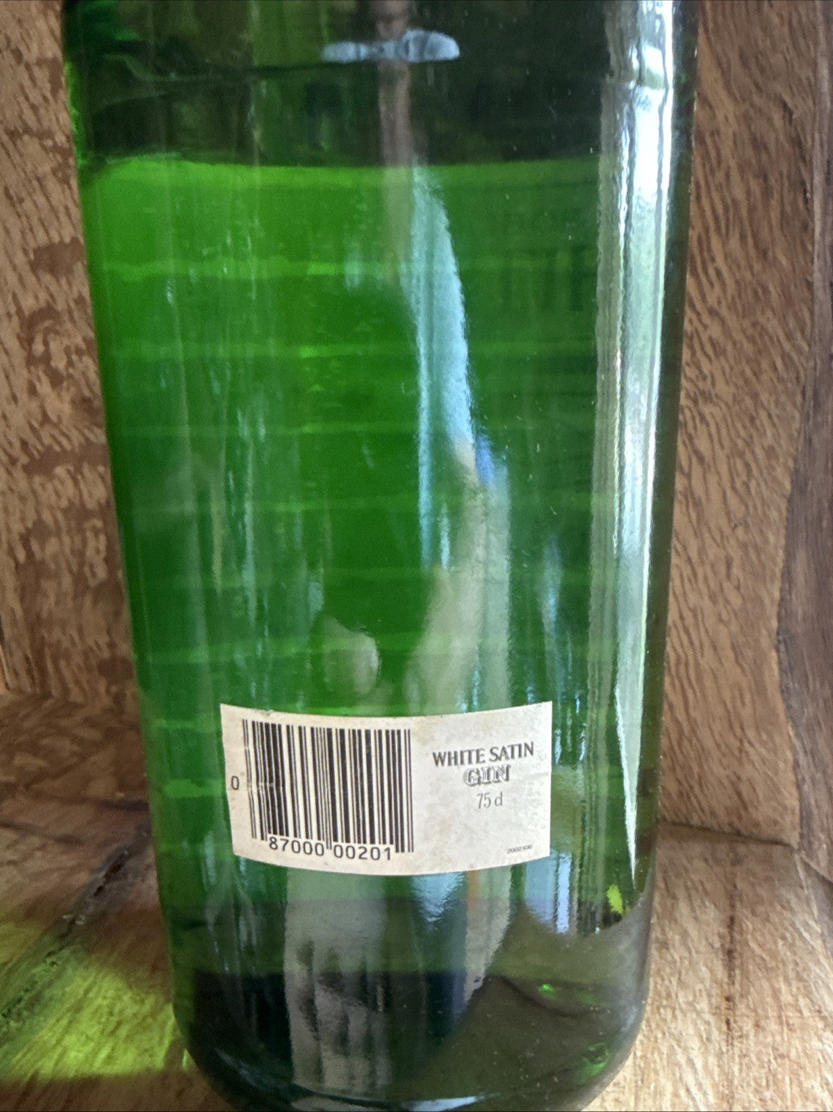 Sir Robert Burnetts White Satin London Dry Gin 1960s 70% proof 26 2/3 fl oz
