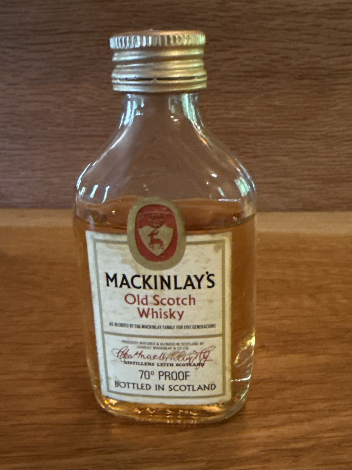 Macinlays whisky Miniature full 1970s