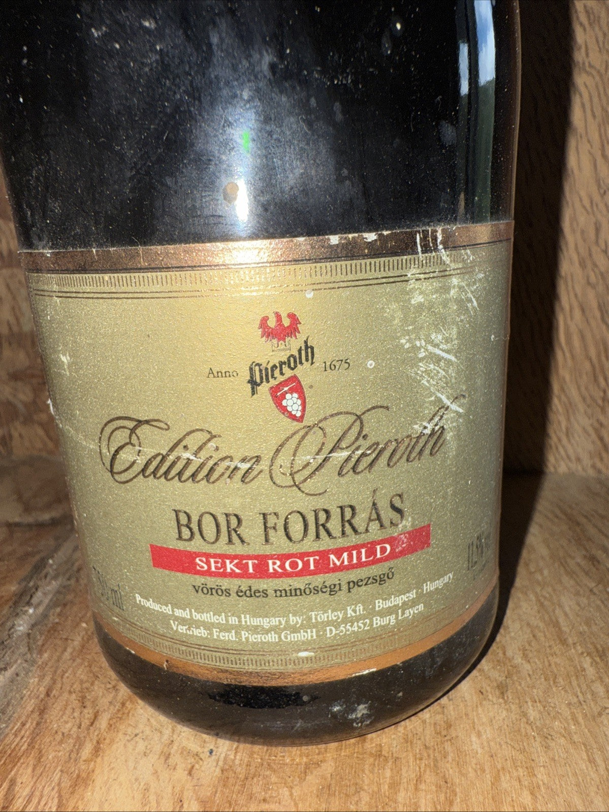 Vintage Pieroth Bor Forras Sekt Rot Mild Sparkling Red Hungarian