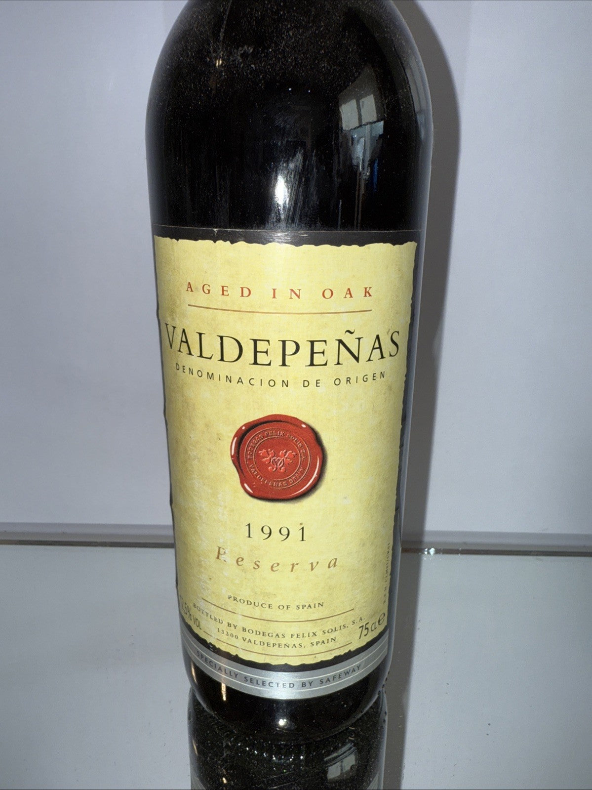 Félix Solís Valdepeñas Reserva 1991 Red