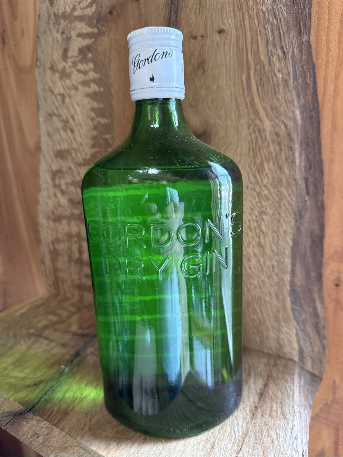 Gordon's Special Dry London Gin 75 cl 1980s bottled