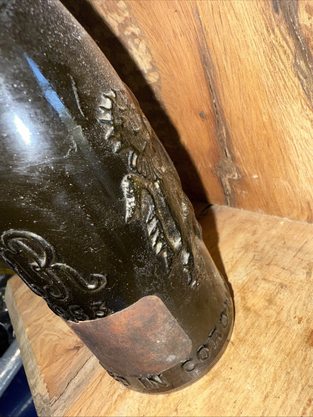 Guinness Extra Stout bottled 1910 to 1916 (label in poor condition)