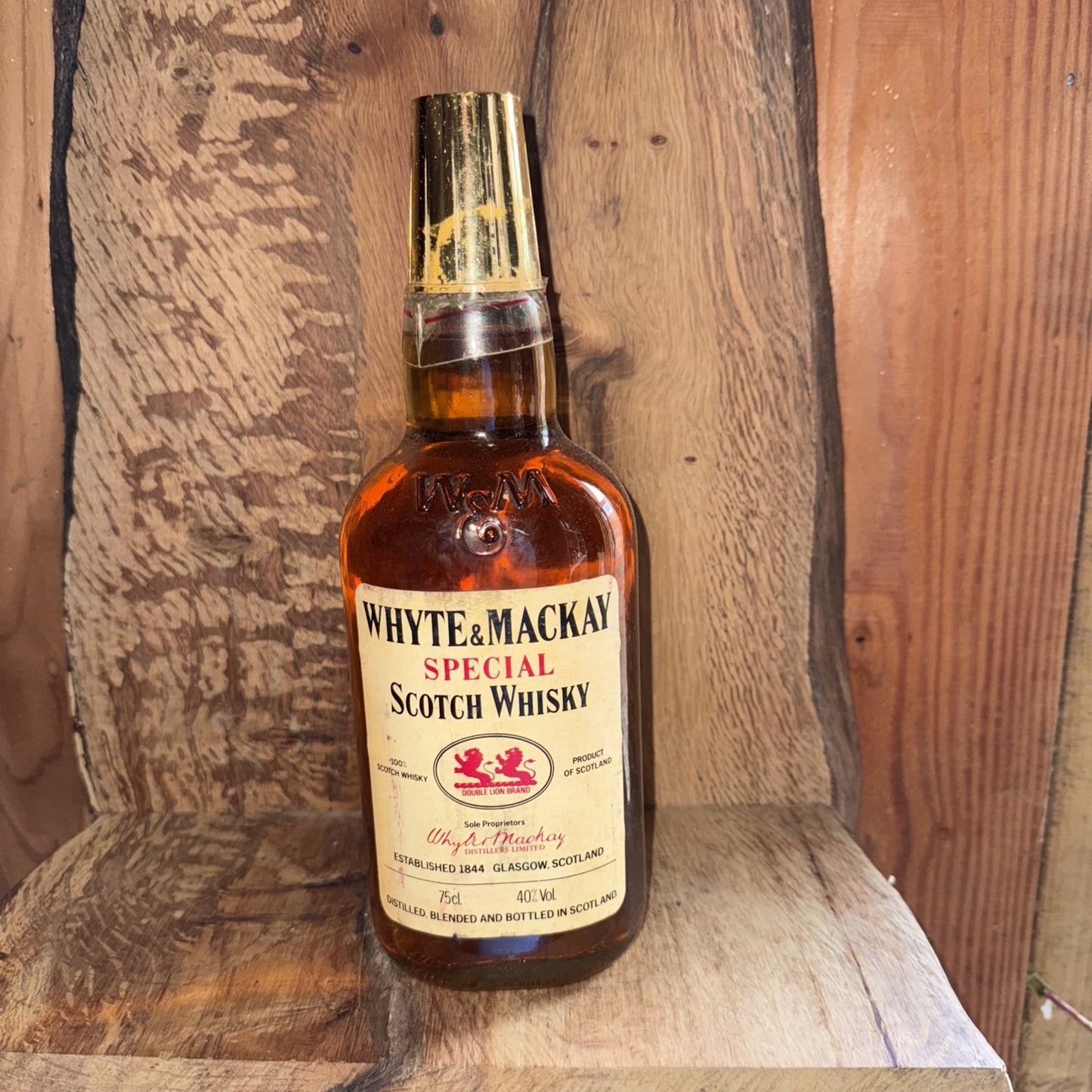 Whyte and Mackay Special scotch whisky 1980s