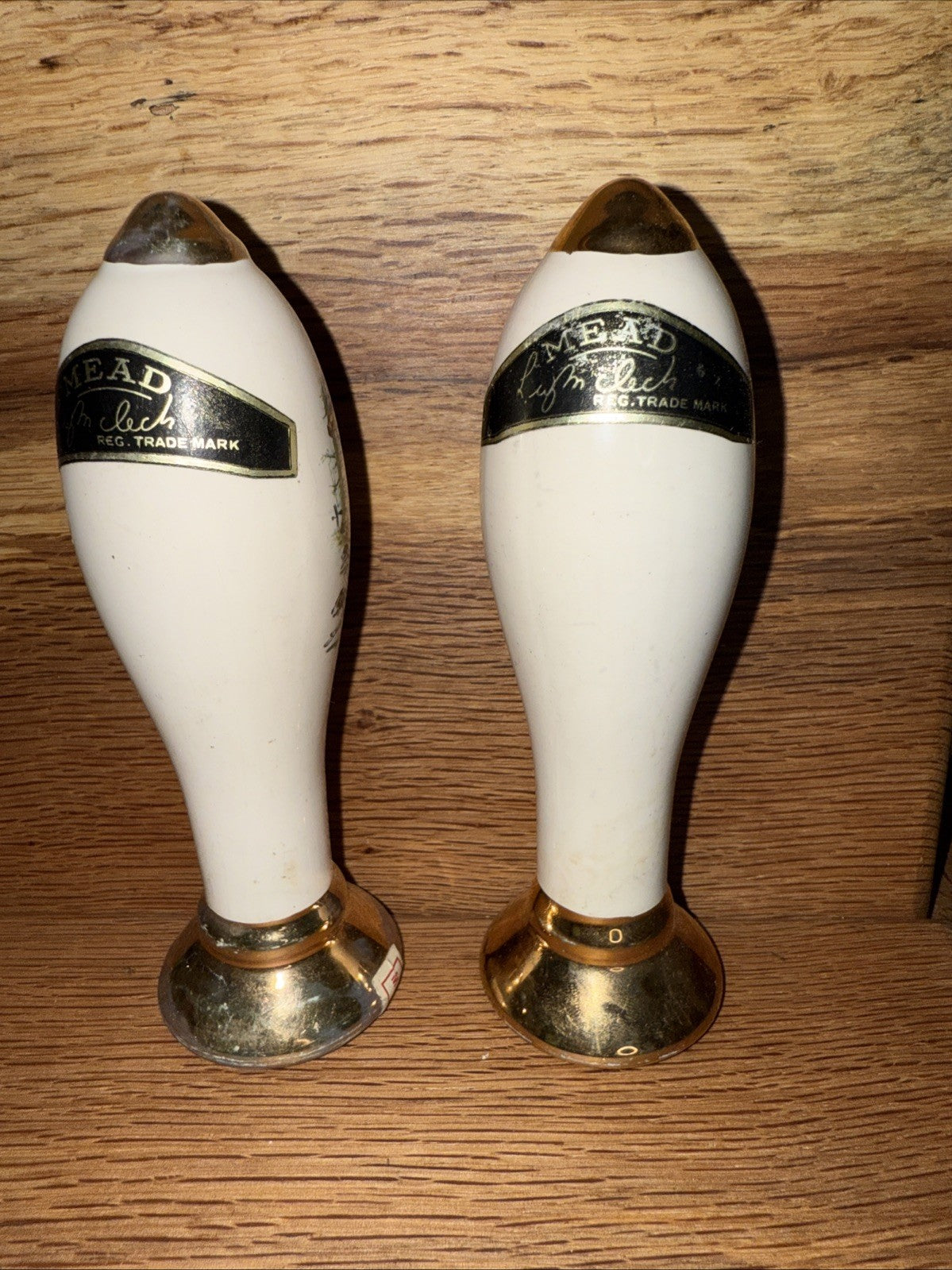 2 Pub Handle Miniatures ( Unfortunately Empty But Sealed)