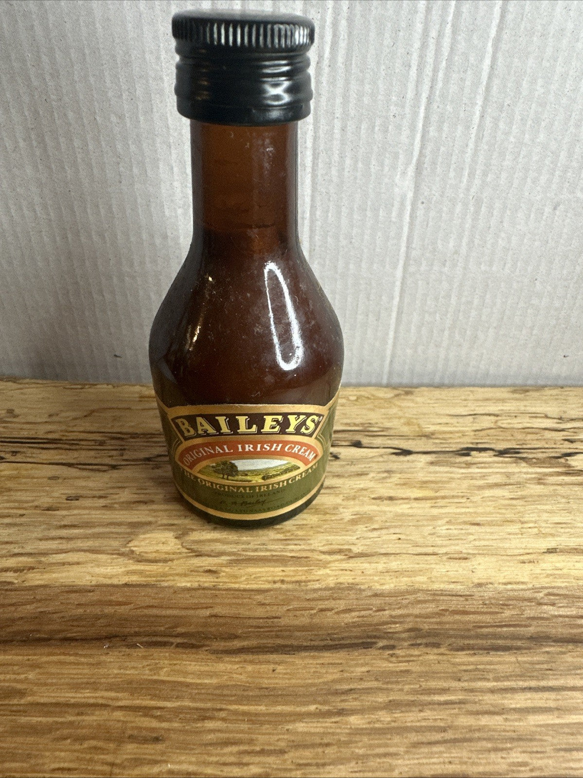 Baileys Original Irish Cream Liqueur Miniature Full