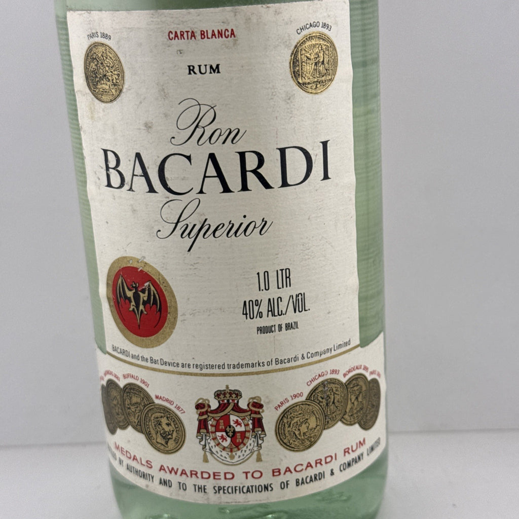 1L Bacardi Carta Blanca; label design and 40% alc/vol date it to the 1990s.