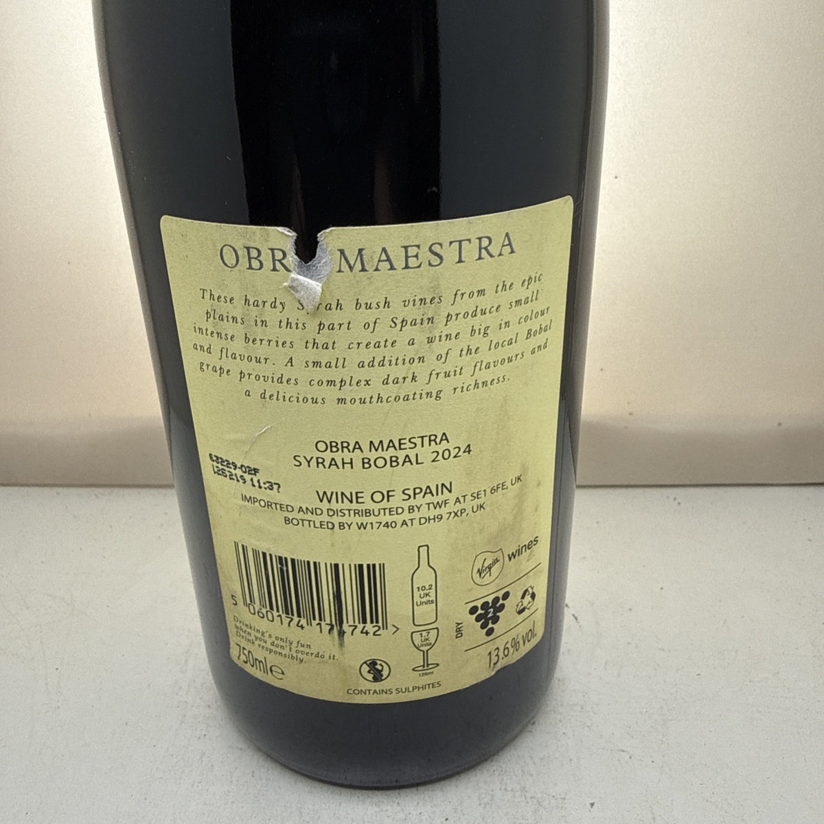 Obra Maestra · Spain · La Mancha · Syrah Bobal · 75cl · Rich Spicy Red