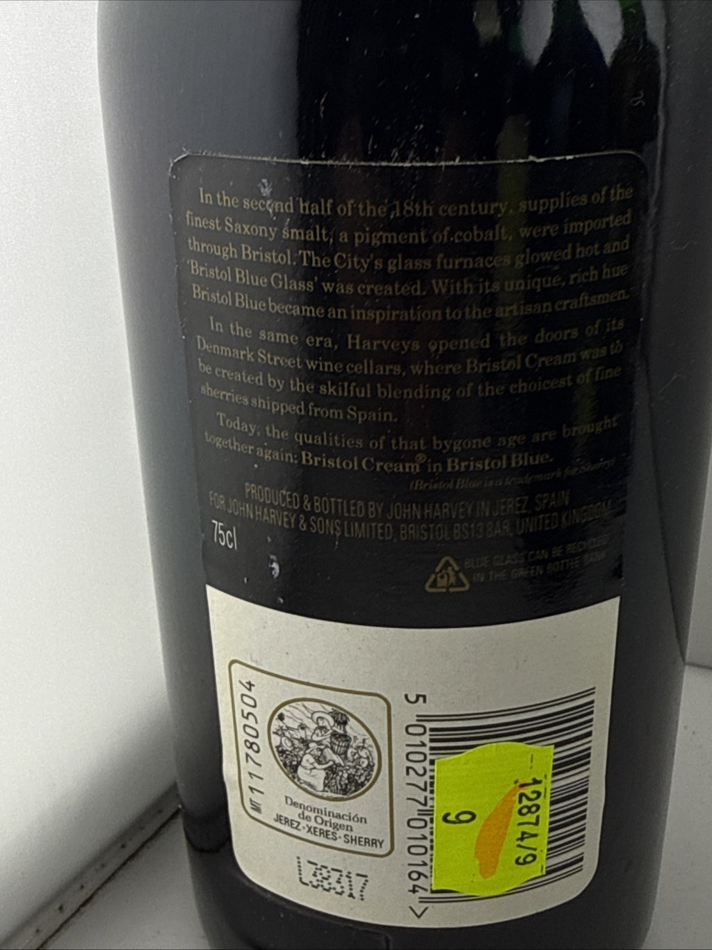 Harveys Bristol cream in Blue bottle 70cl 17.5%abv