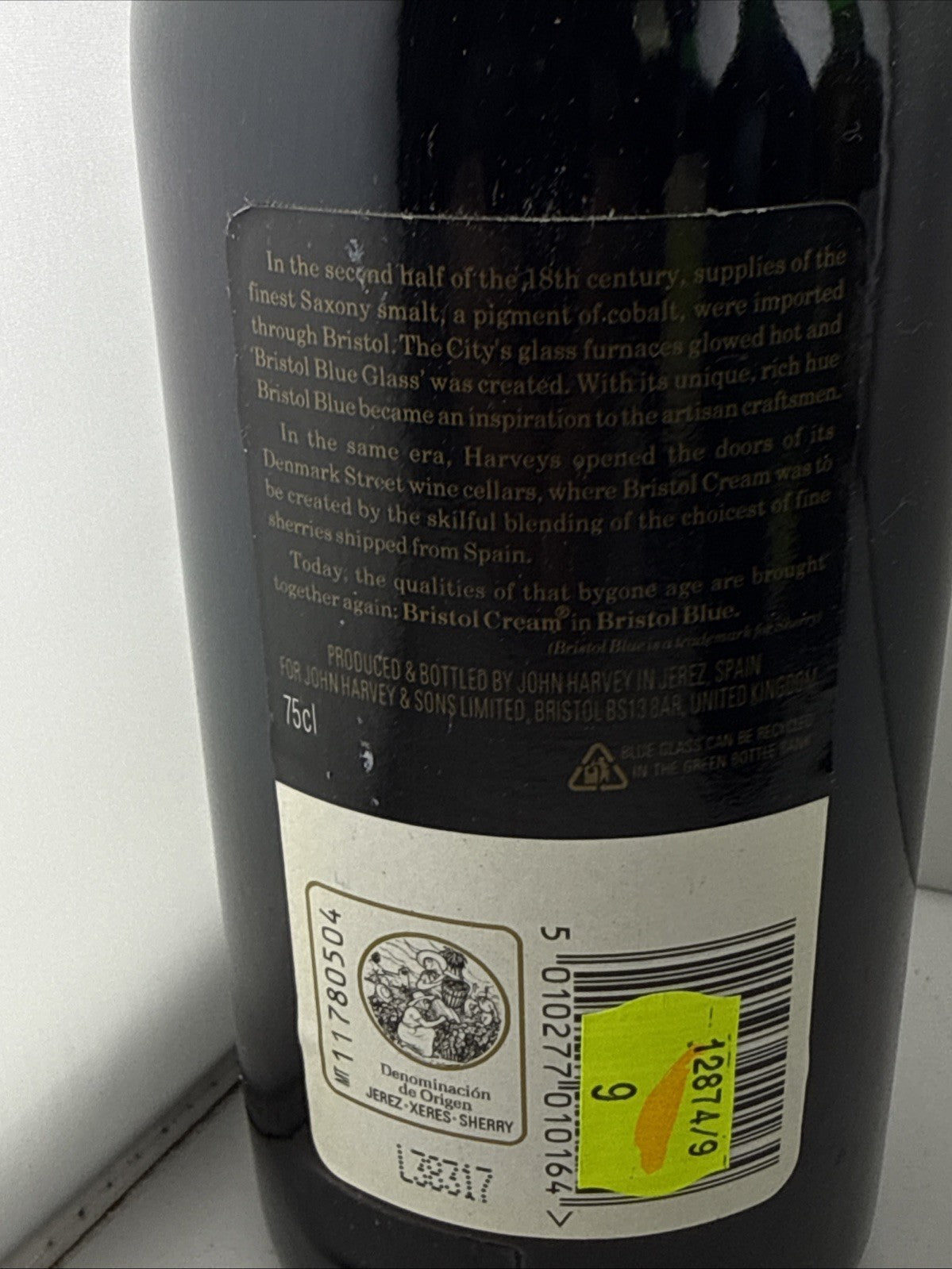 Harveys Bristol cream in Blue bottle 70cl 17.5%abv