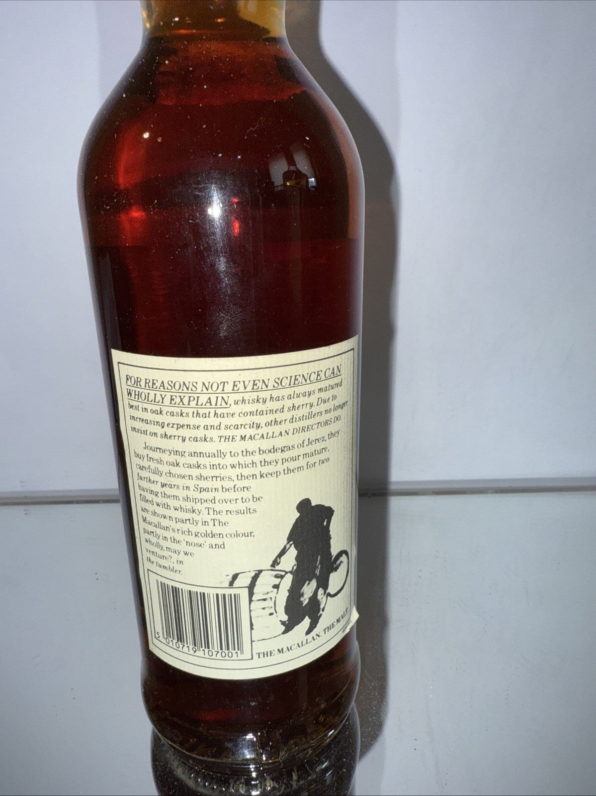 The Macallan 10 year  Single Highland Malt 700ml (estimate Early 1980s Bottling)