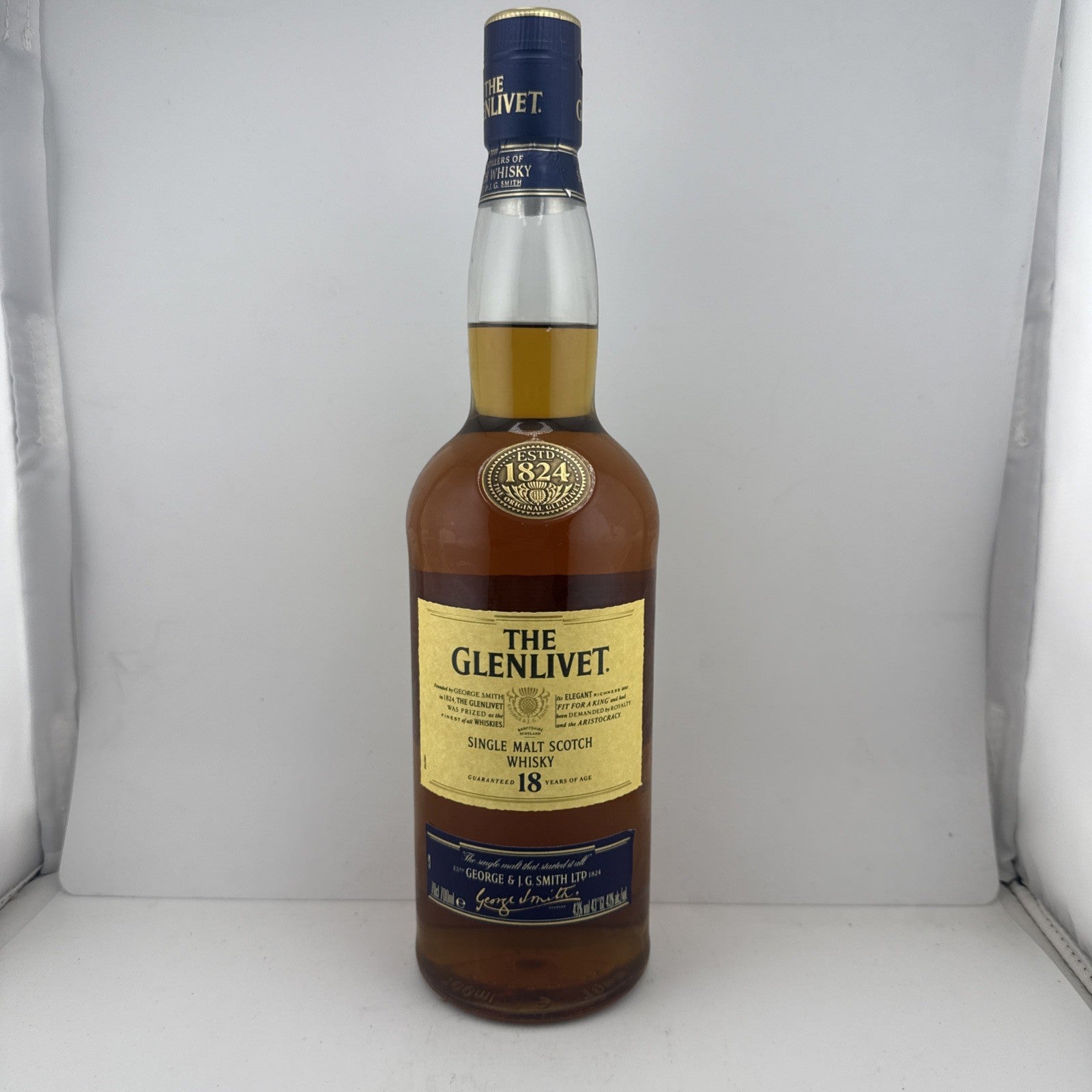 Glenlivet 18yo Single Malt; label/box style dates it to the mid-2000s.