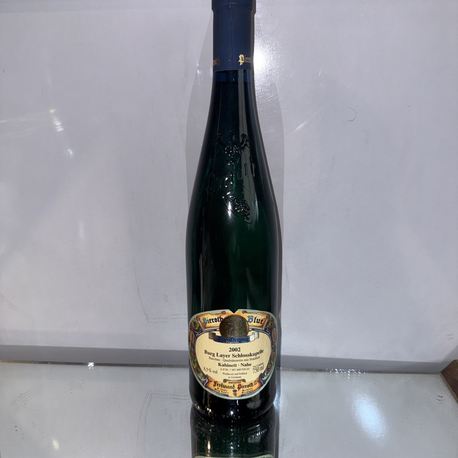 Pieroth Blue Burg Layer 2002 Bacchus Kabinett White Wine – Little