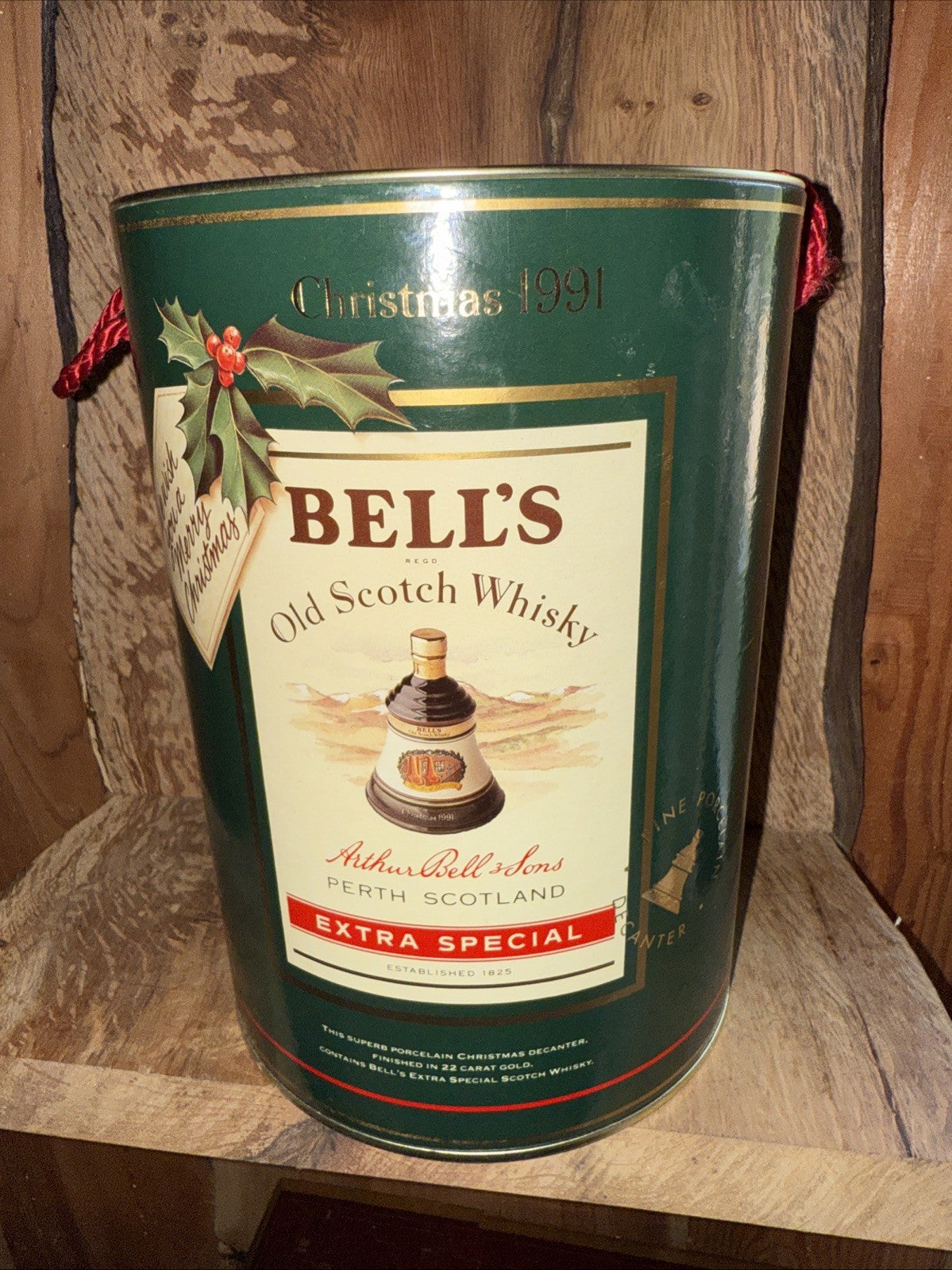 Bells Whisky Decanter christmas 1991 Full boxed mint condition