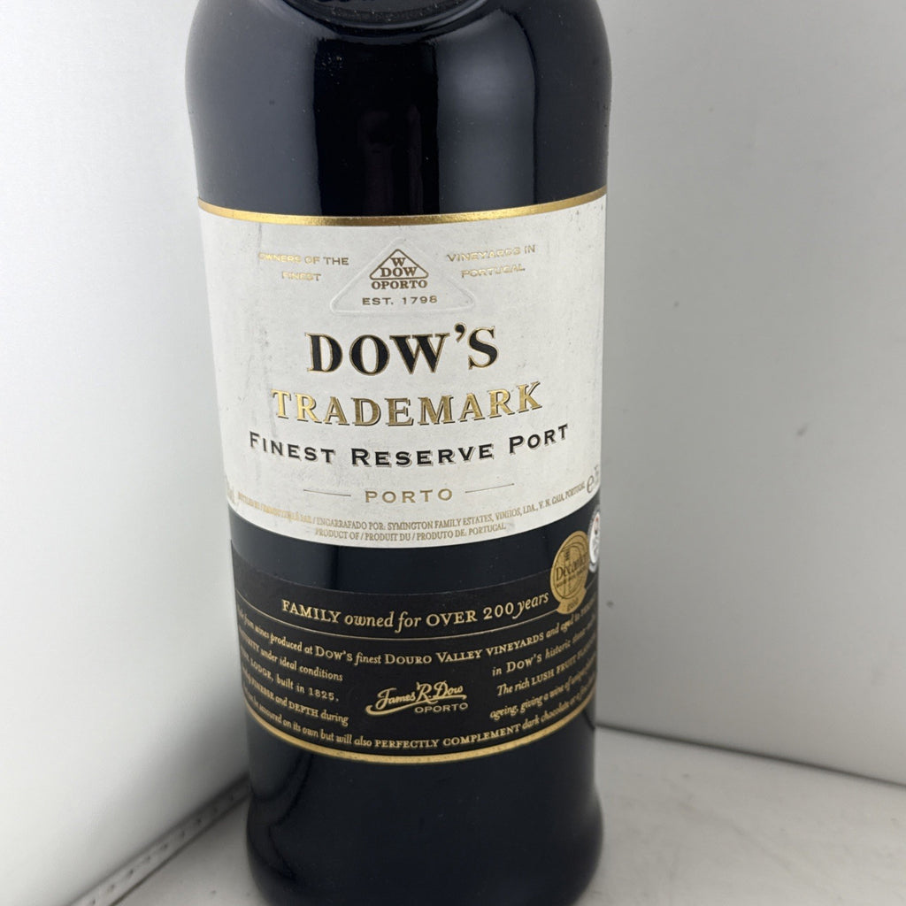Dow’s Trademark Finest Reserve Port 75cl Portugal Old Bottling