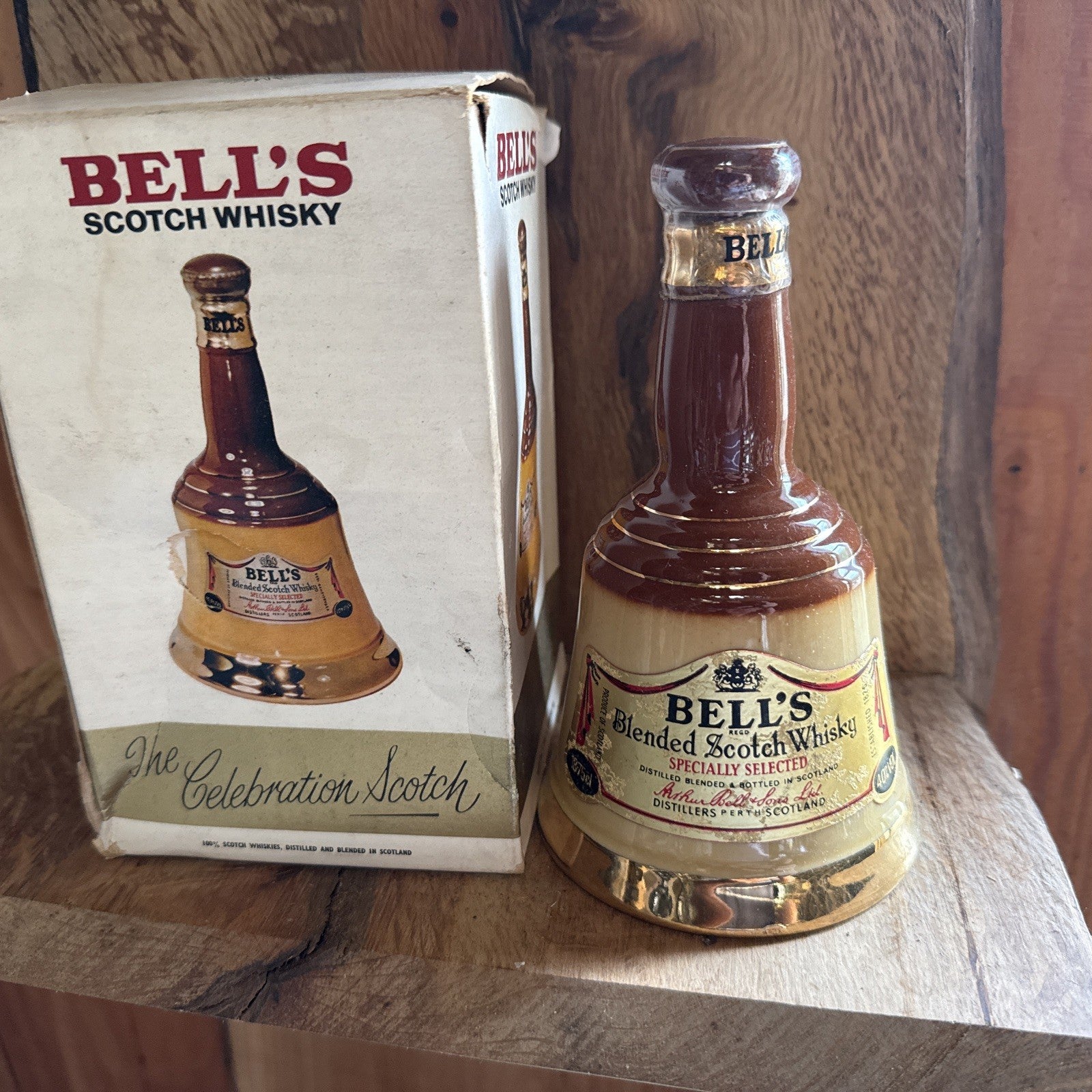 Bells Whisky 18.75cl  decanter full  vintage matured