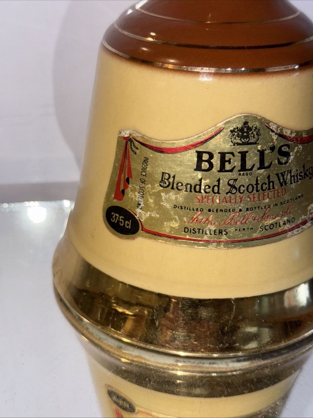 Bells Old Scotch Whisky Mini Decanter  40%abv 37.5 Cl 1980s