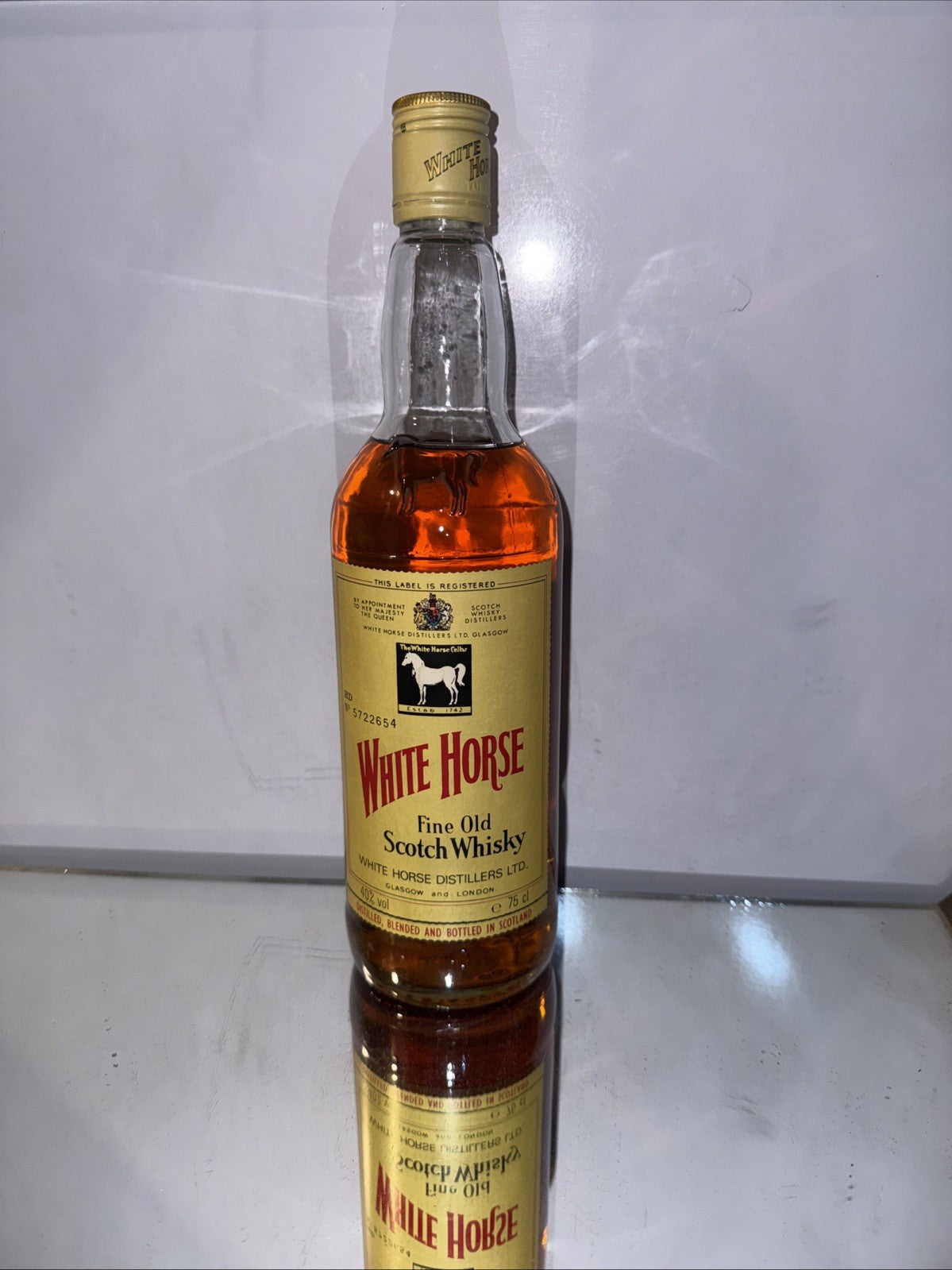 White Horse Fine Old Scotch Whisky 75cl