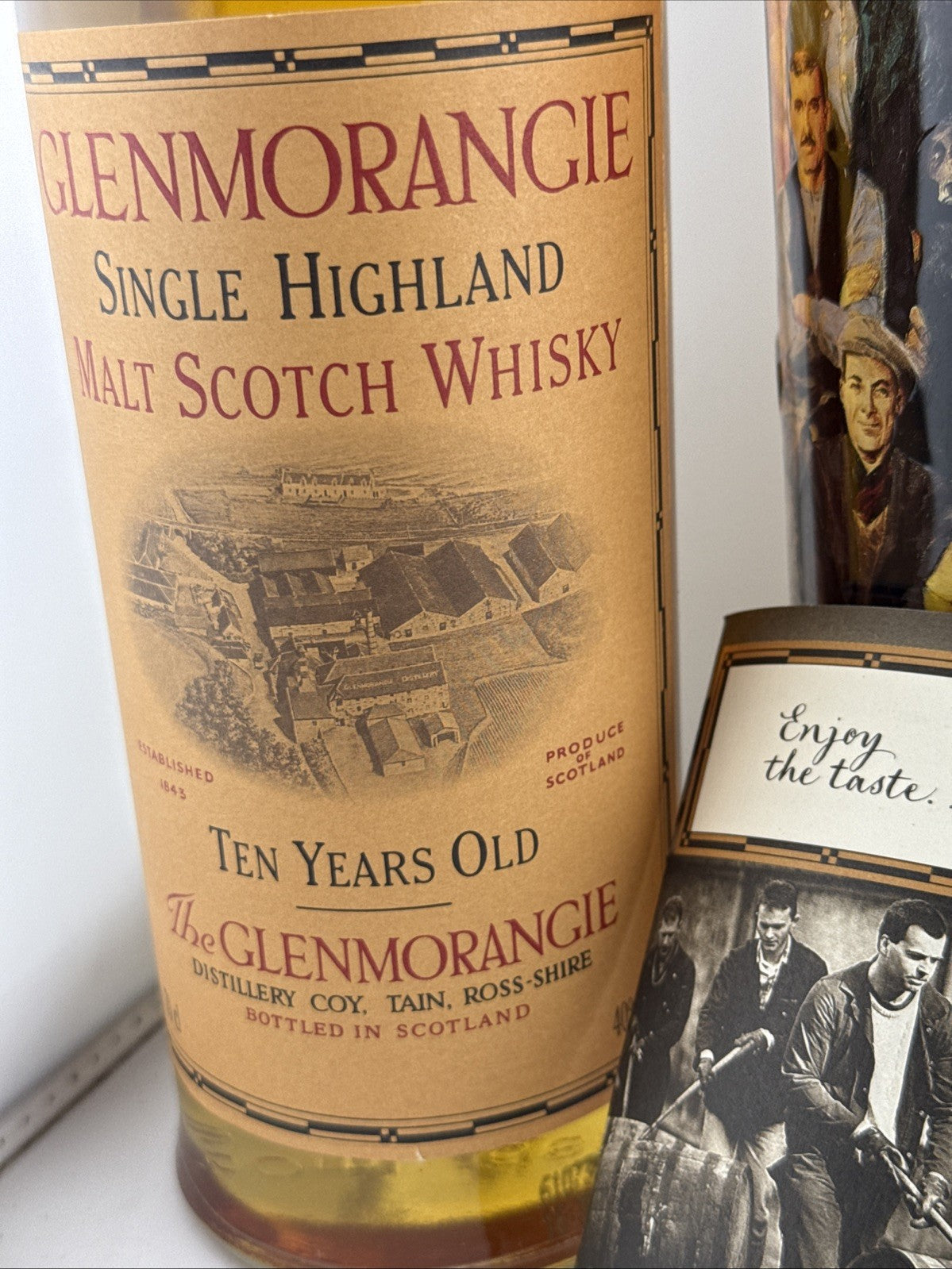 Sealed 1990s Glenmorangie 10 Year Old with Sixteen Men of Tain tin.