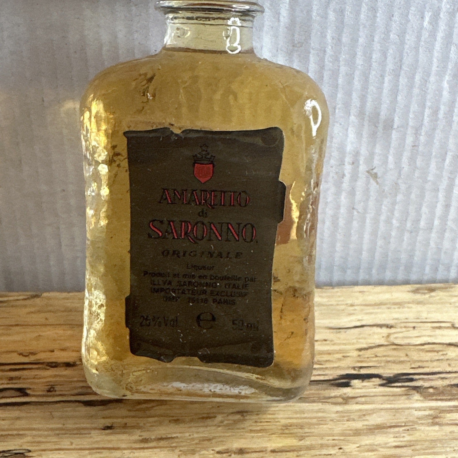 Disaronno Originale Amaretto liqueur miniature