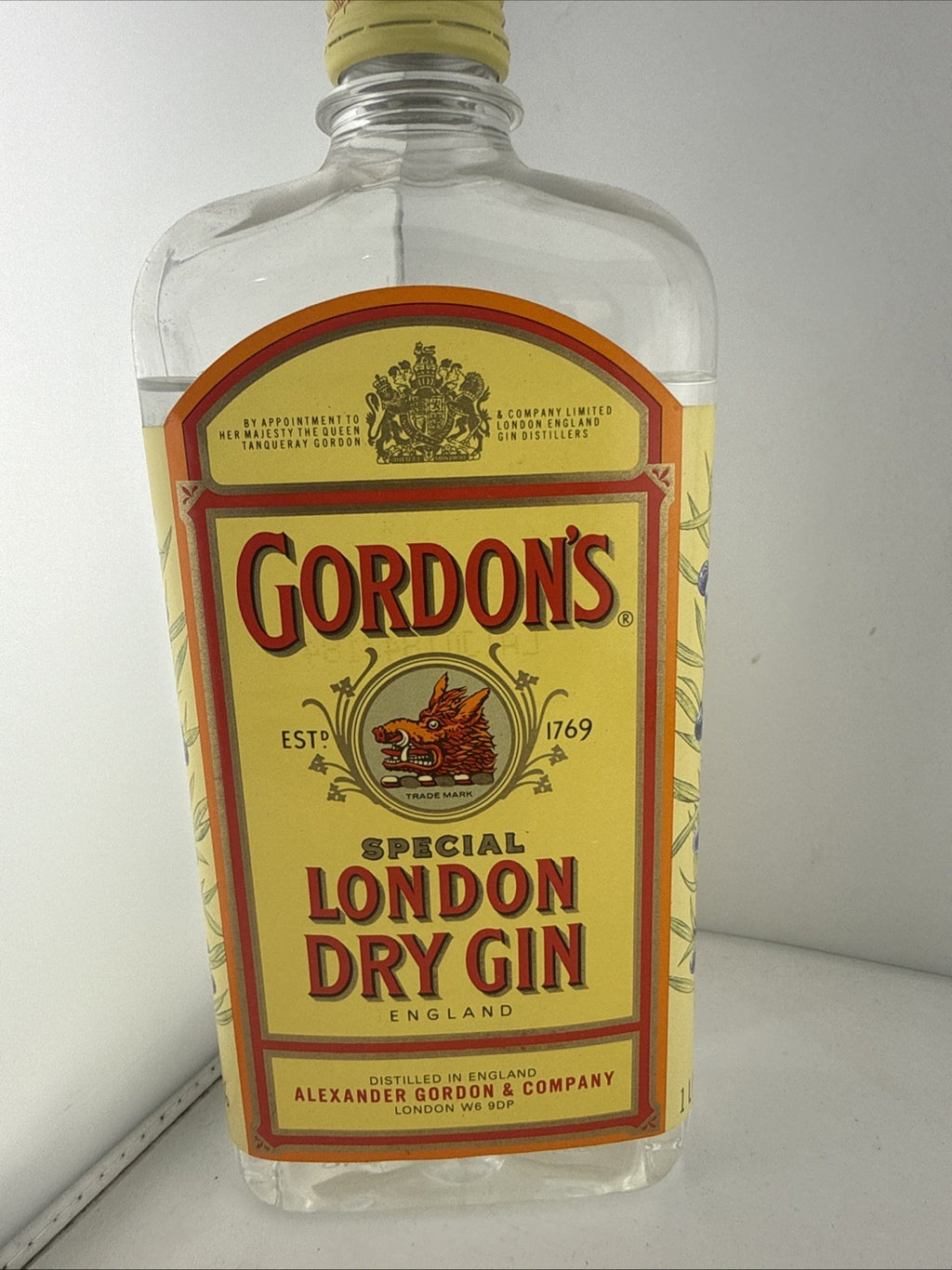 Gordon’s Special London Dry Gin 1L 47.3% Old Bottle High Abv 1980s