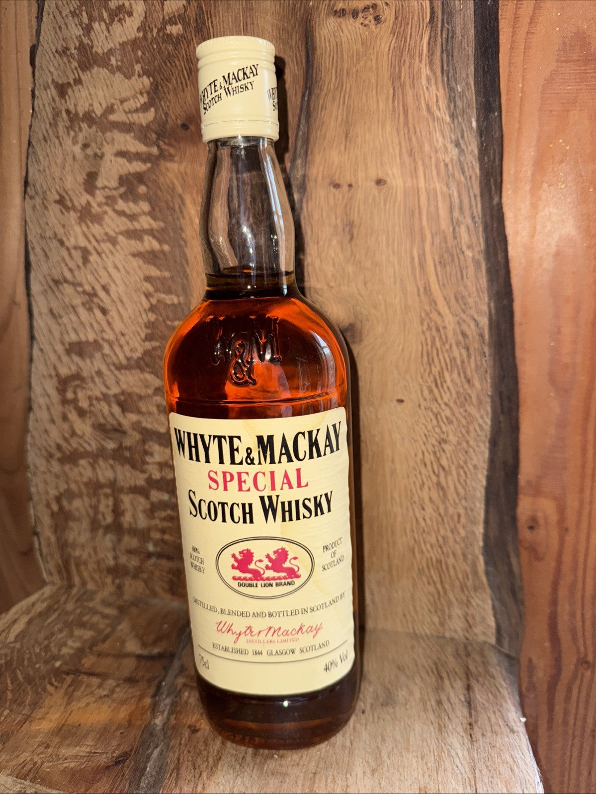 Whyte and Mackay Special scotch whisky 1980s