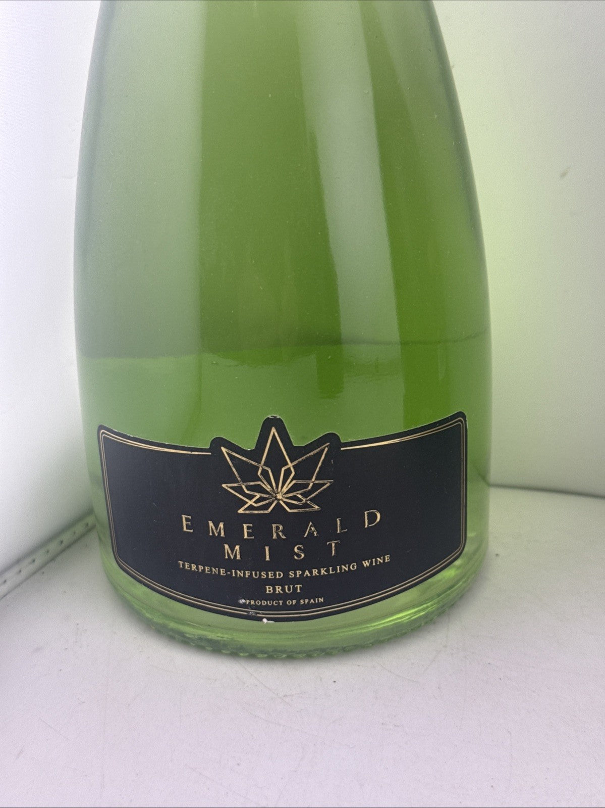 Emerald Mist Terpene-Infused Sparkling Wine Brut 75cl 11.5%