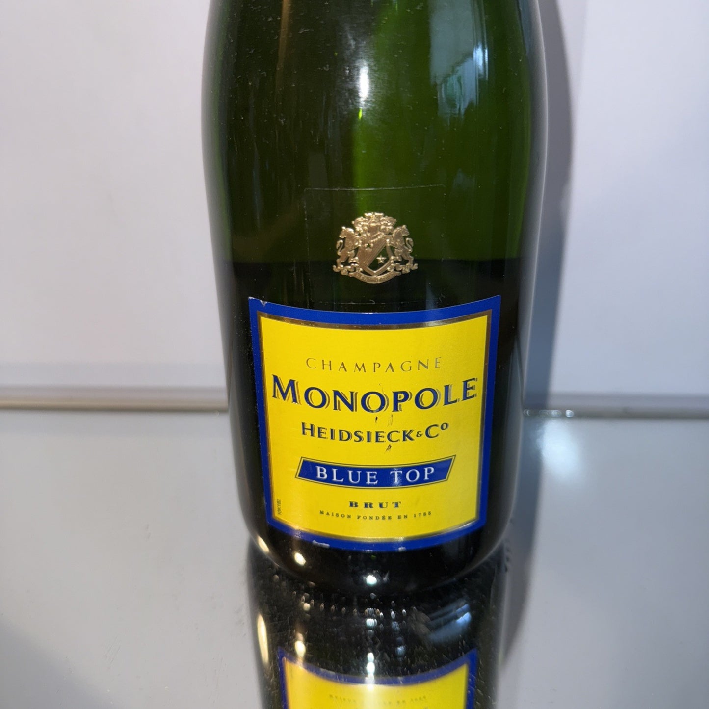 Heidsieck Monopole Blue Top Champagne