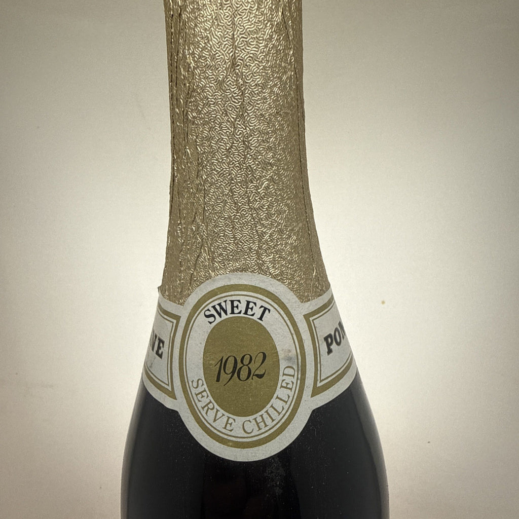 HP Bulmer Pomagne Dry 1982 (730ml)￼novelty Display Only ! Do Not Drink!!