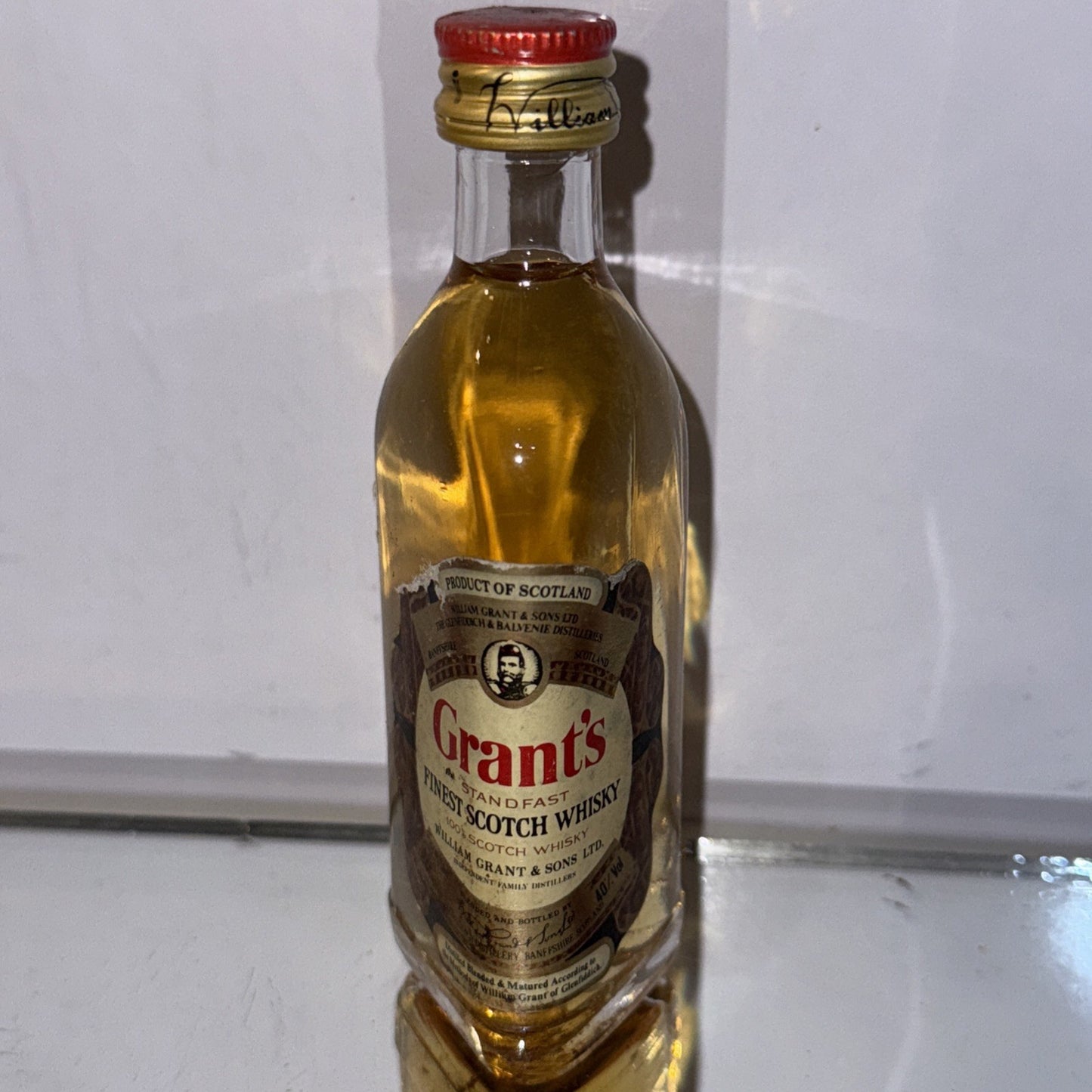 Grants Blended Scotch whisky Miniature