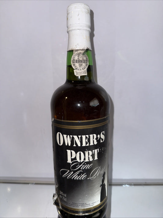 Dows Owners Fine White Port  vintage