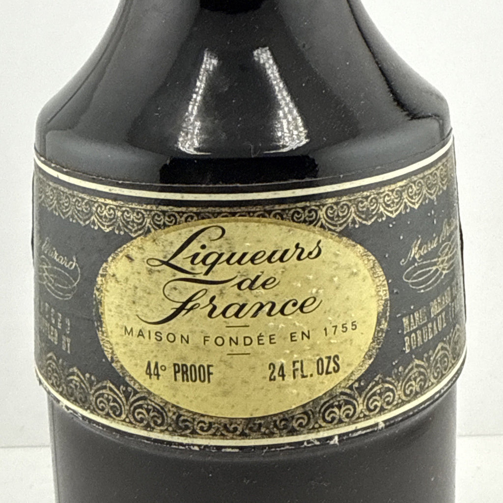 Marie Brizard Cacao Liqueur 44 Proof 24 fl oz 1970s