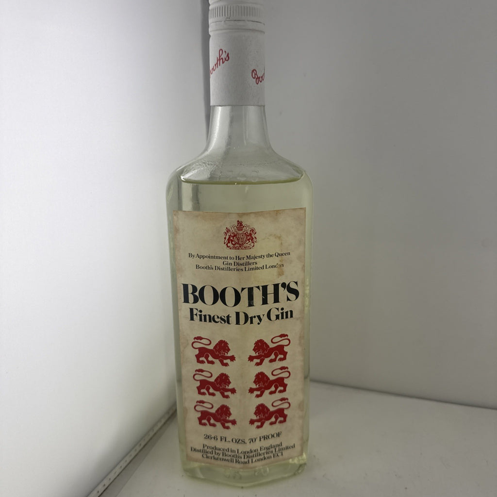 Vintage Booth’s Finest Dry Gin 26.6 Fl Oz 70 Proof 1970s