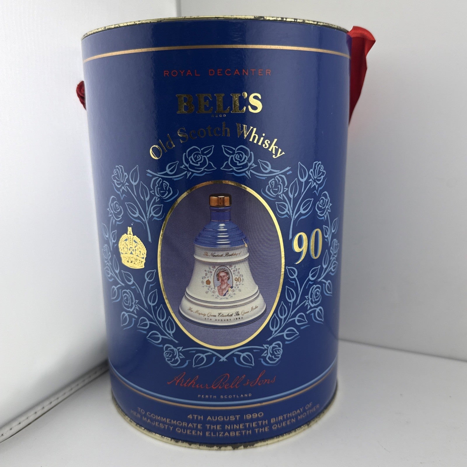 Bells Old Scotch Whisky 43%abv Queen Mother 90th Birthday 1990