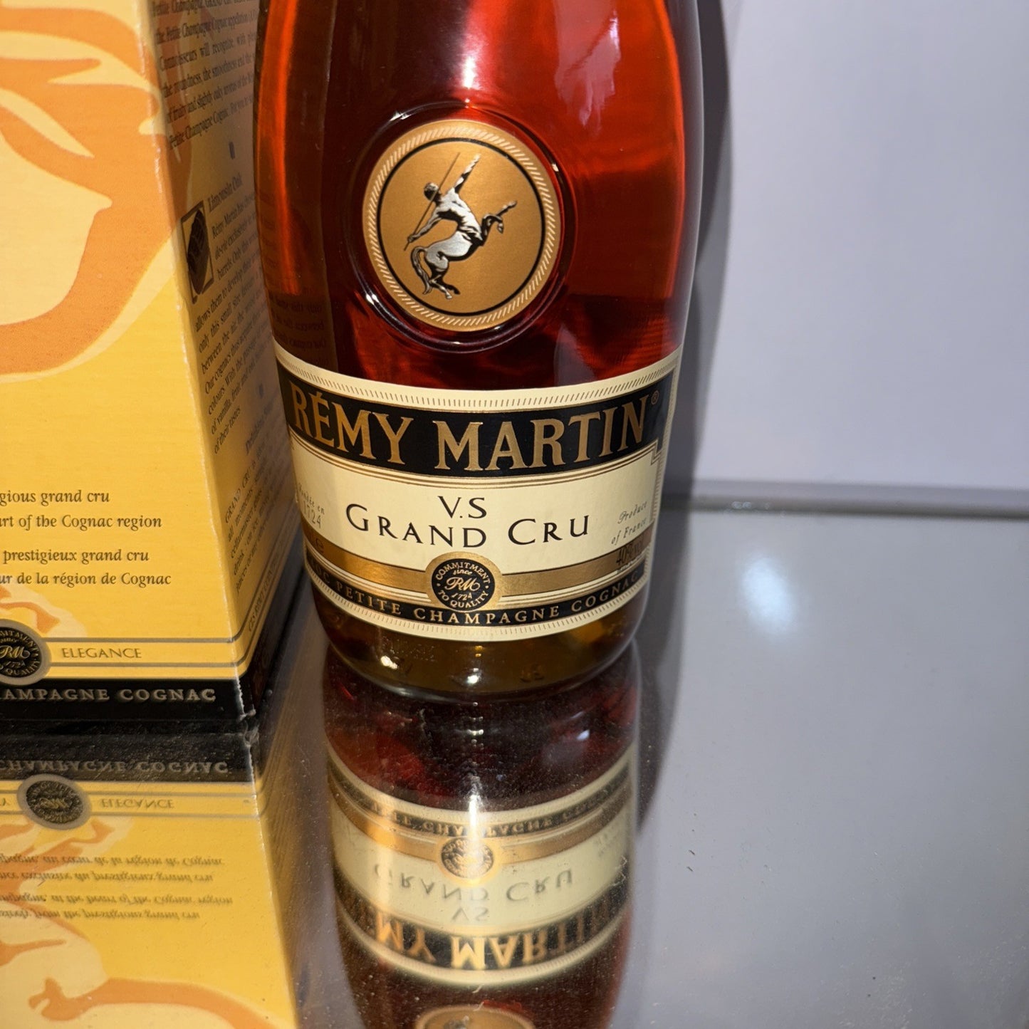 Remy Martin Vs Grand Cry champagne cognac Bottled 2000( Approx)