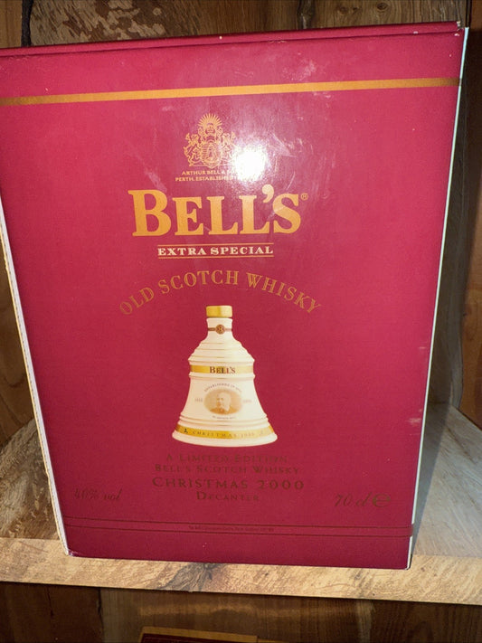 Bels Whisky Decanter christmas 2000 full boxed mint condition