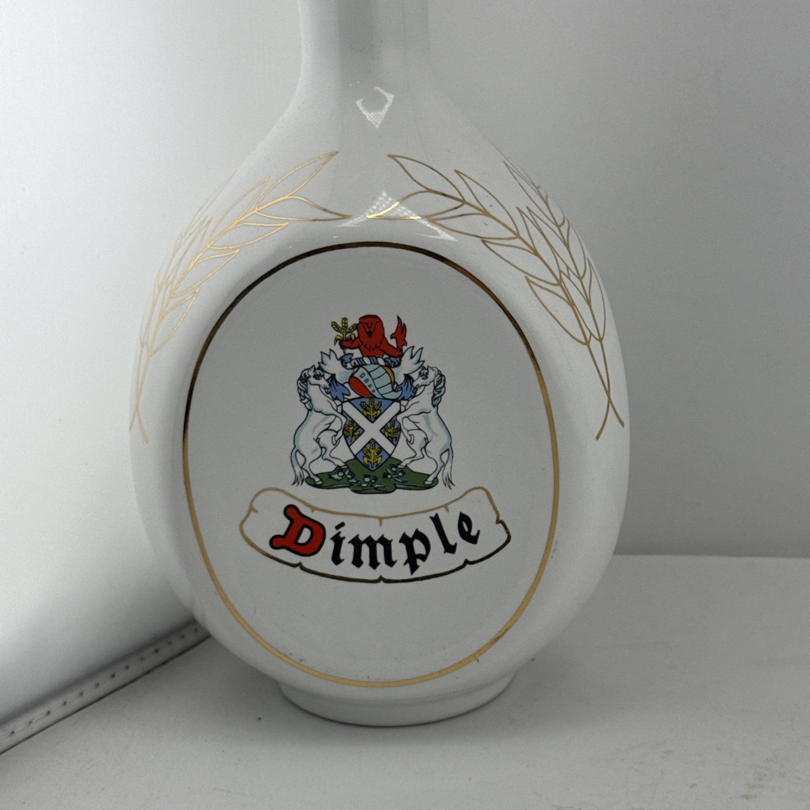 Dimple 1989 Year of the Snake 43% Scotch Whisky Decanter Boxed