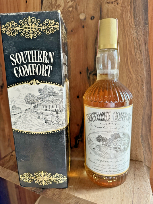 1980s Bottle of Southern Comfort 70 cl 43% ABV old matured aged collectable