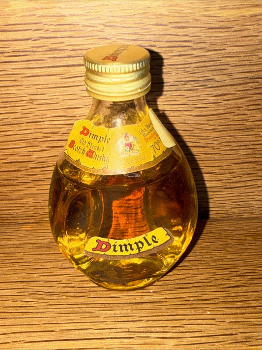 Haigs Dimple Whisky 1970s Bottled 26 2/3 FL OZ And 70% proof Miniature