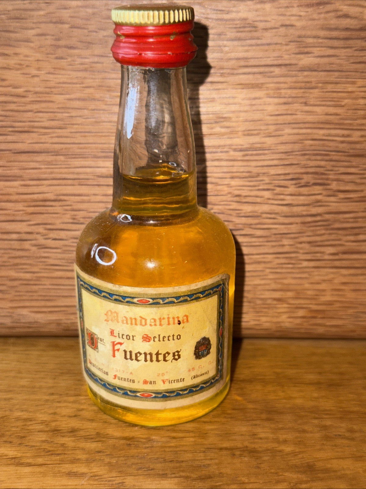 Campeny Mandarin Liqueur Fuentes Miniature