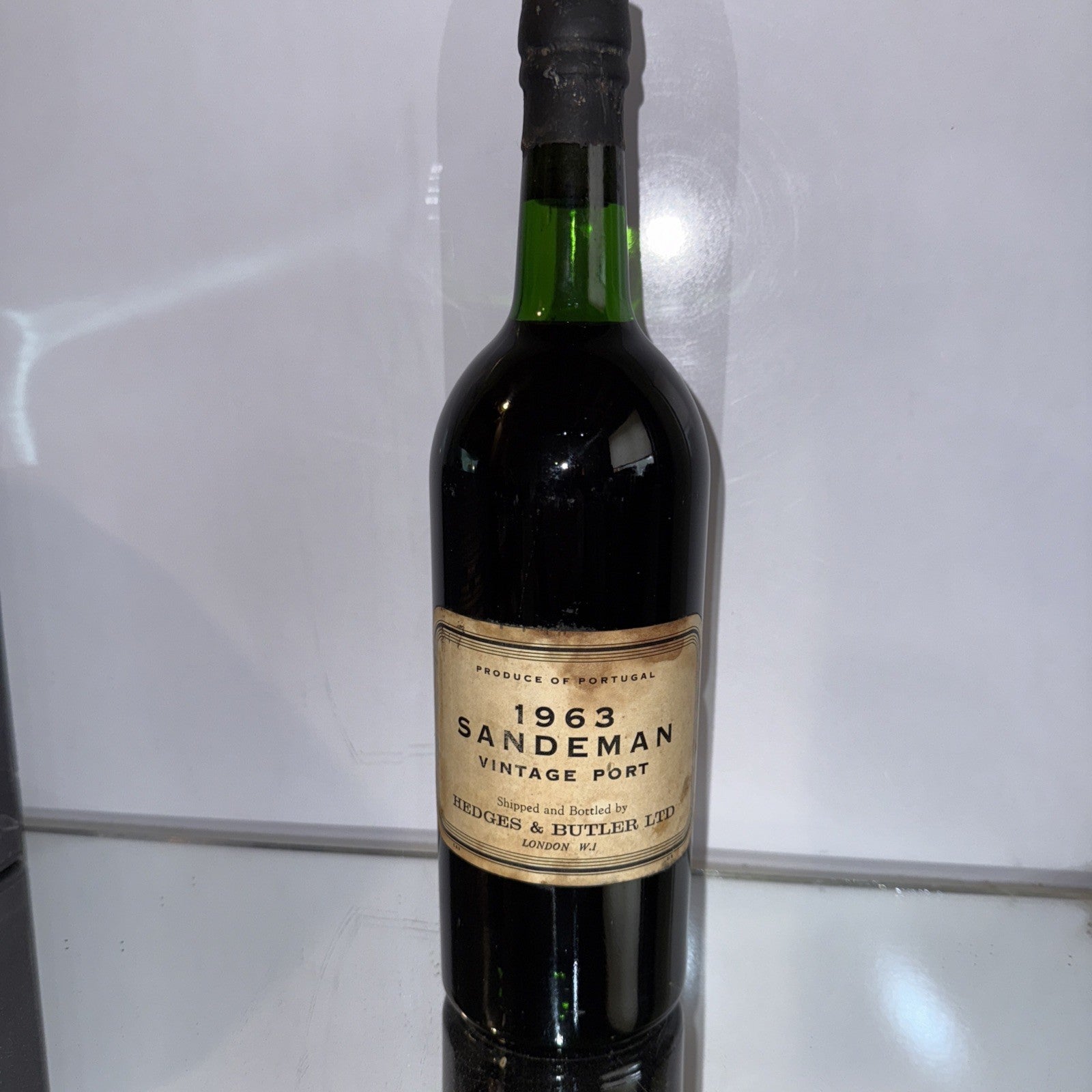 Sandemans 1963 vintage port Shipped By Hedges And Butler