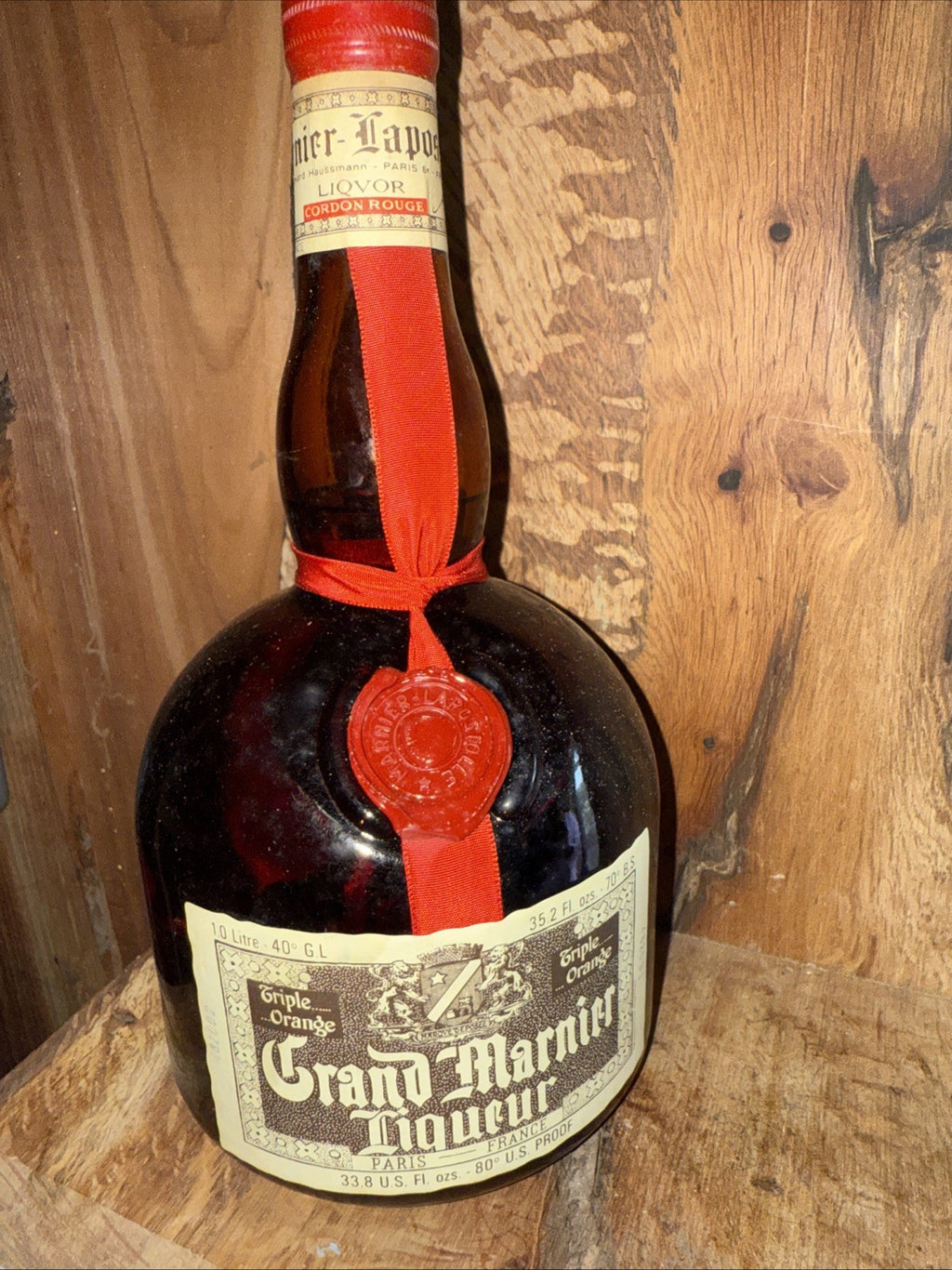 Grand Marnier Liqueur 35.2 Floz 70% Proof in display box 1970s Mint Condition