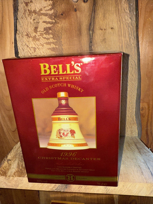 Bells Whisky 75cl Decanter Chrismas 1996 full Boxed mint condition