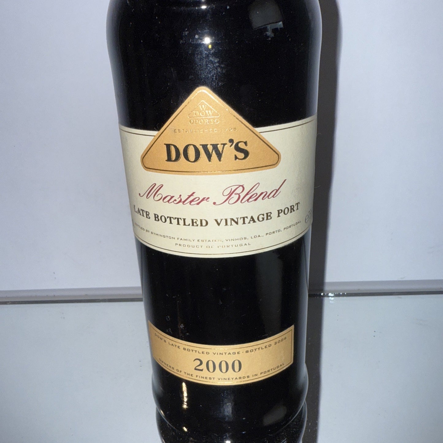 Dow's Master Blend 2000 LBV port