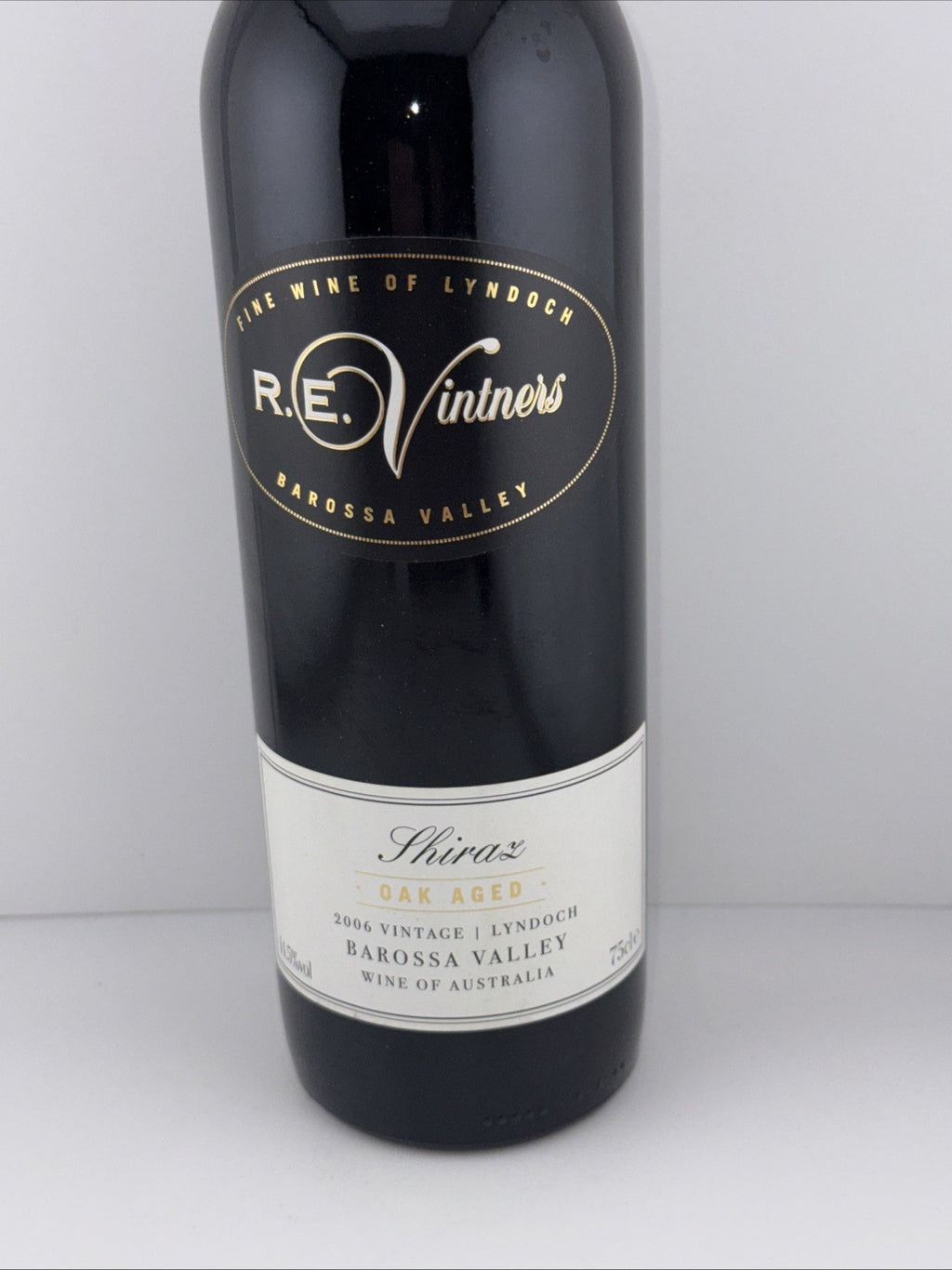 R.E. Vintners Wine: Shiraz (Oak Aged) 2006 Barossa Valley