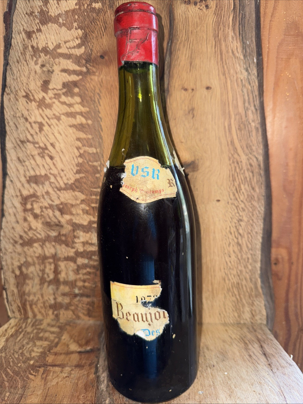 Beaujolais Des Quarte Saisons Joseph Descamps 1973 (label in bad condition)