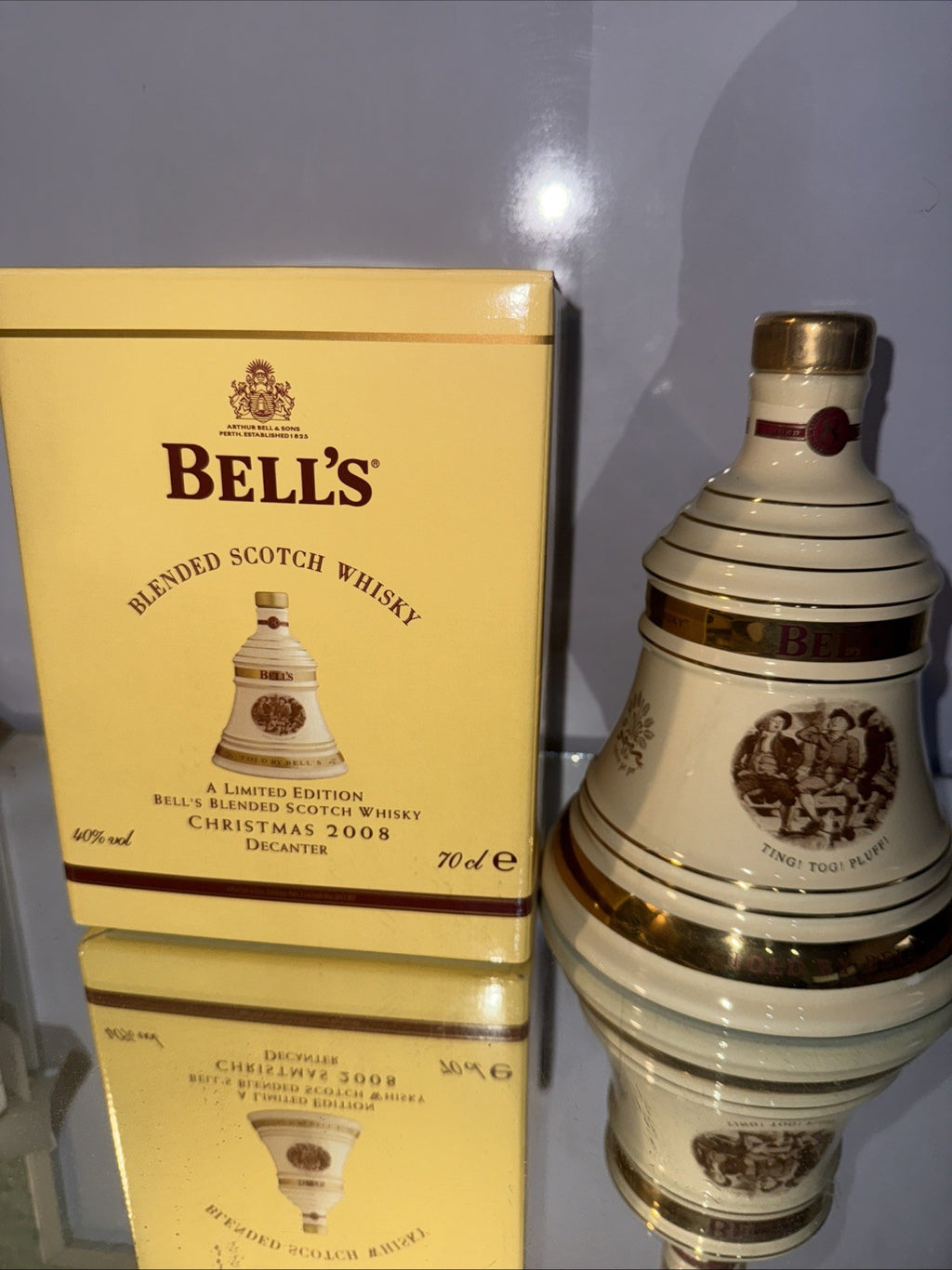 Bells Old Scotch Whisky Christmas 2008 40% 75cl Boxed New Full