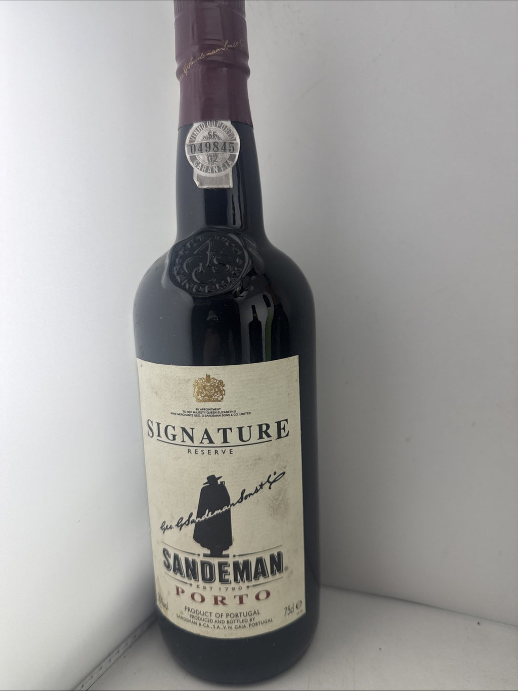 Sandeman Signature Reserve Porto Old Bottling 75cl Vintage Packaging 1990s