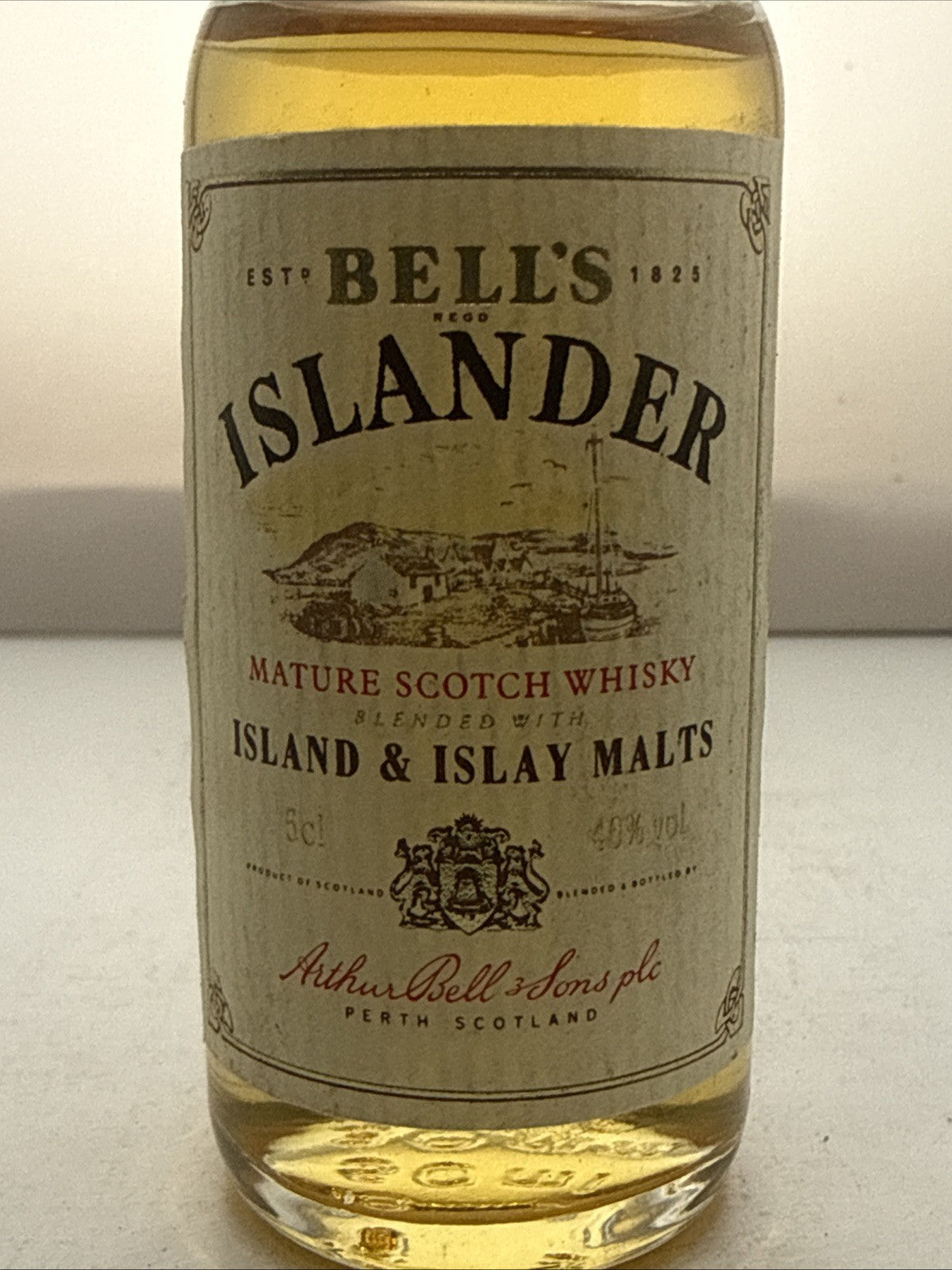 Bell's Islander — 5cl Blended Scotch — Island & Islay Malts — 40% Vol