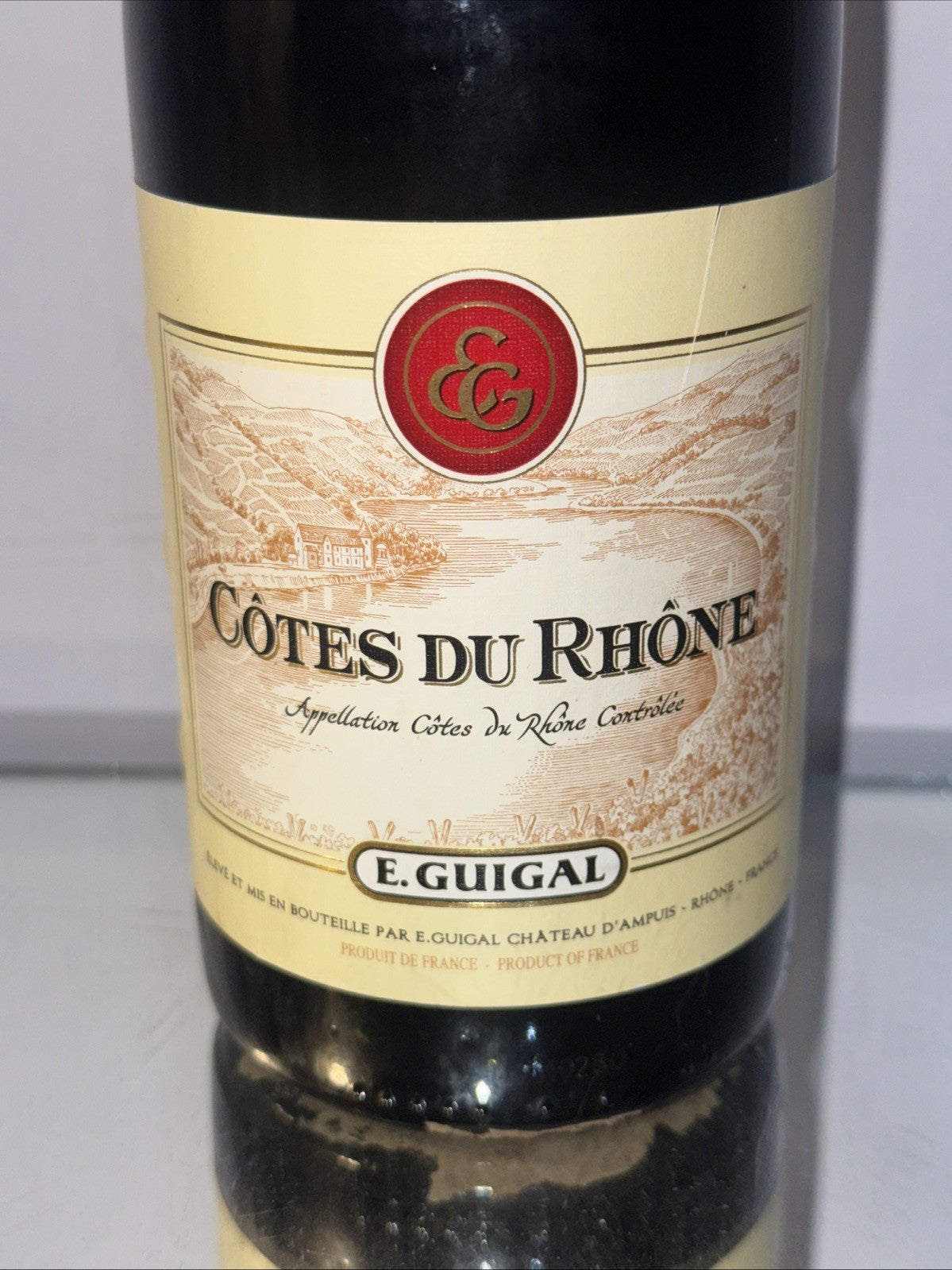 E. Guigal Côtes du Rhône Rouge 2016  Red