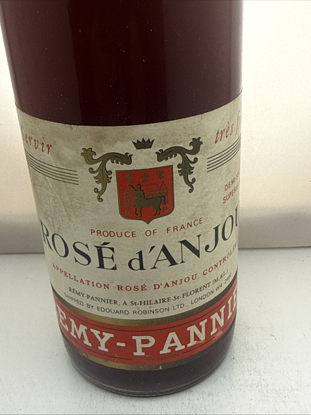 Rémy-Pannier Rosé d'Anjou — Vintage Bottle 1970s Display Only !